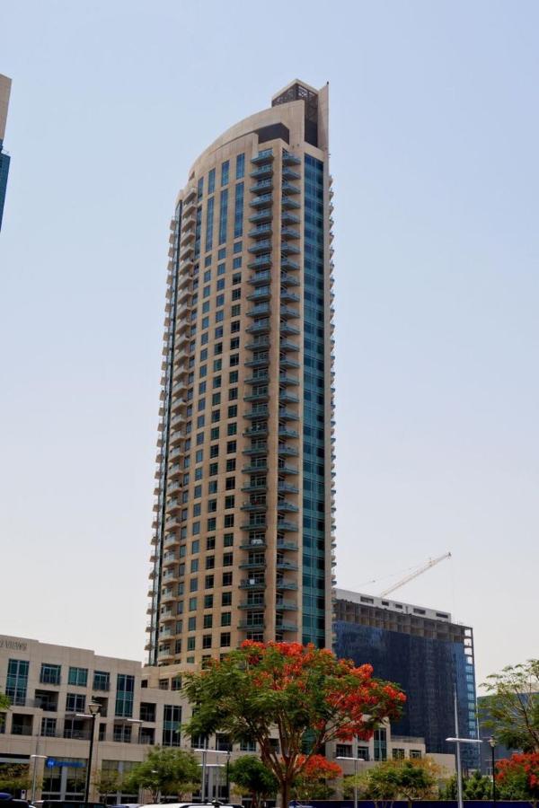Апартаменти Icon Casa Living - Burj Views Tower Дубай Екстер'єр фото